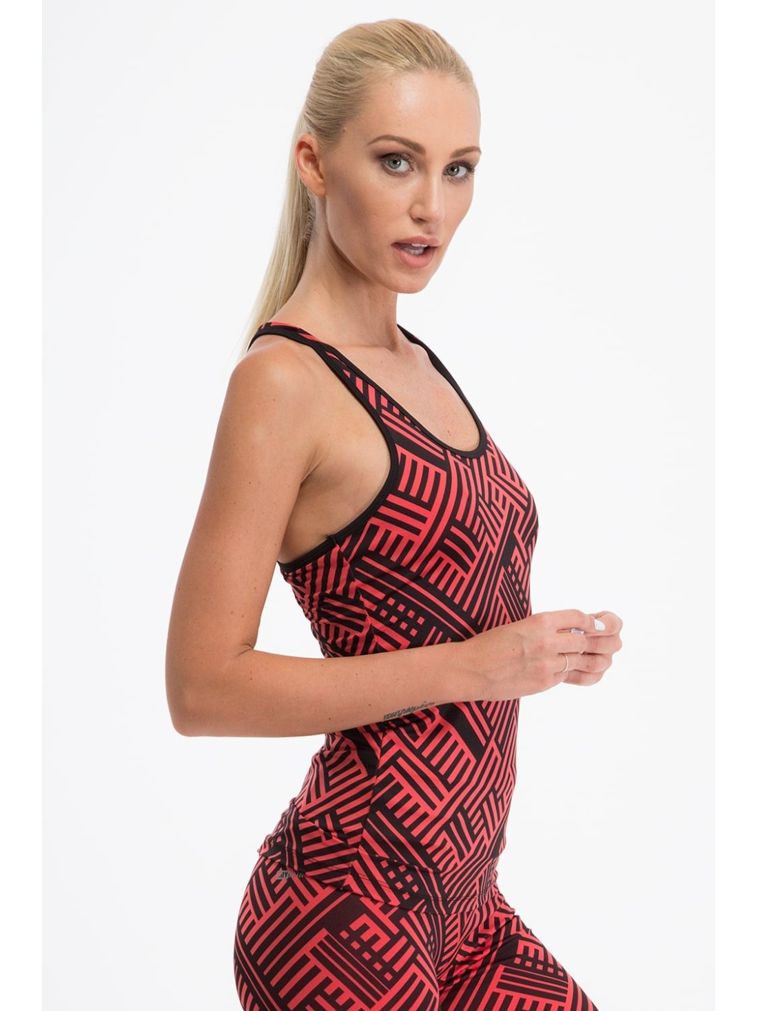 Black and coral sports top T100 - Online store - Boutique